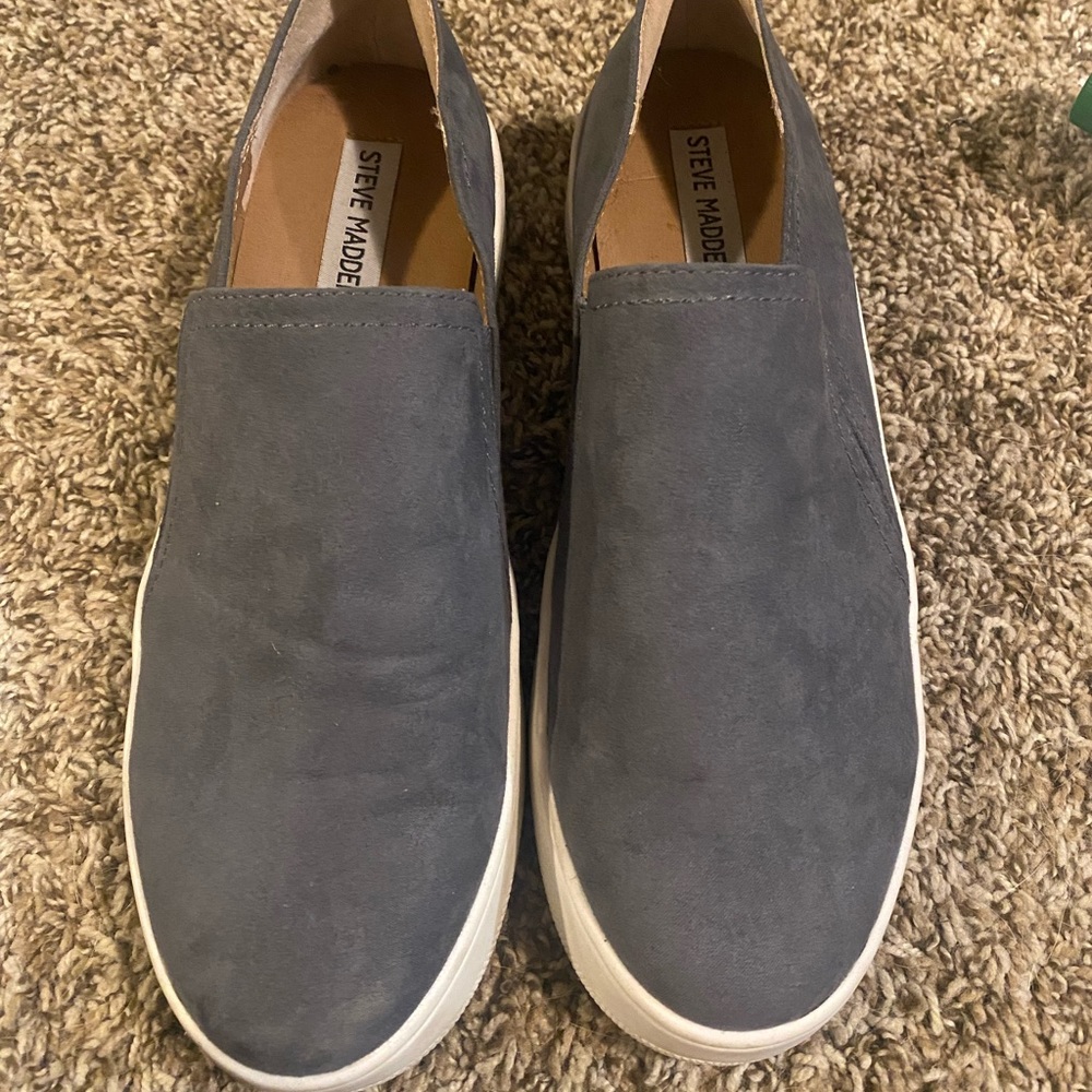 Steve Madden slip on